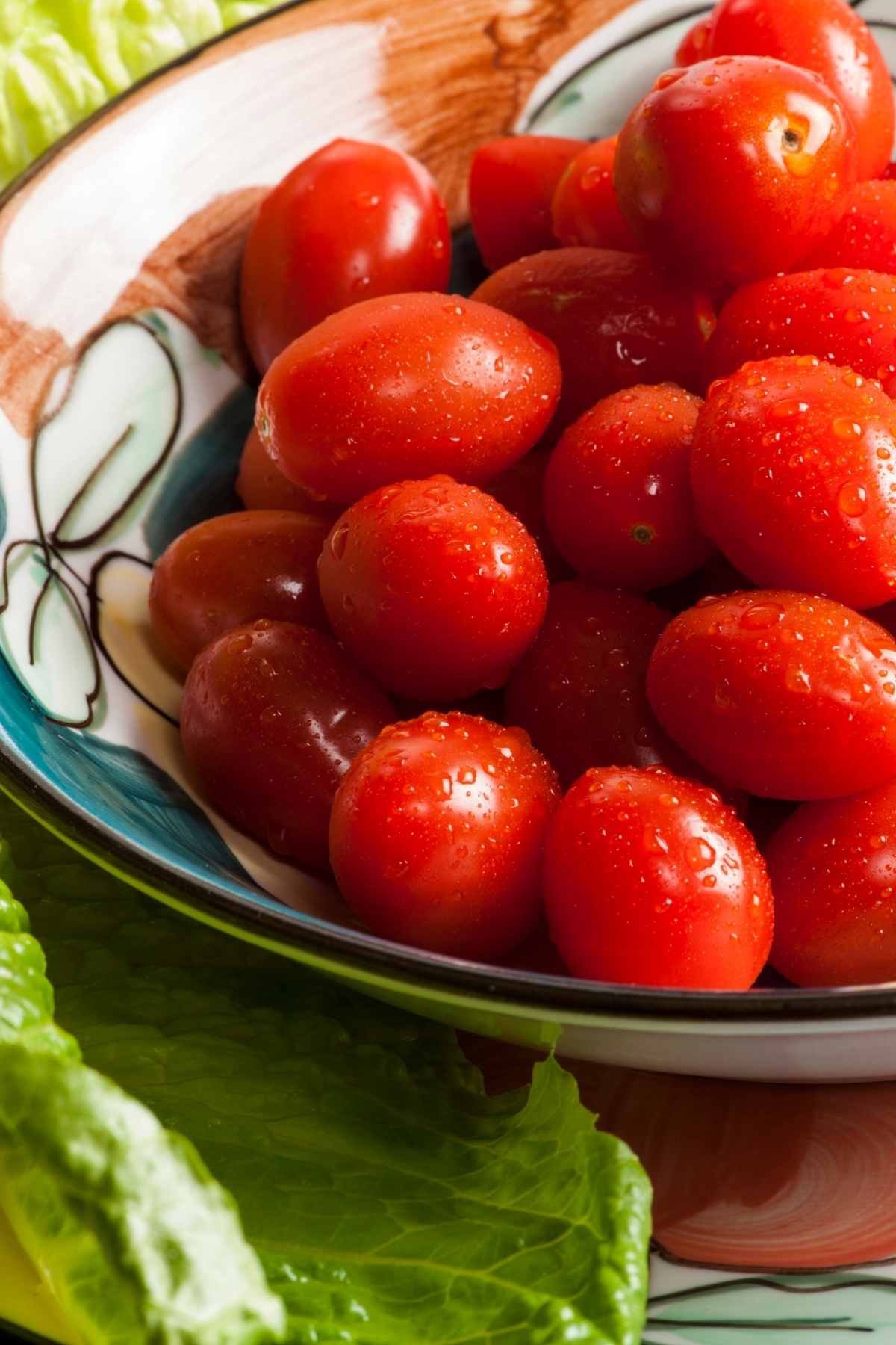 bowl of plum tomatoes