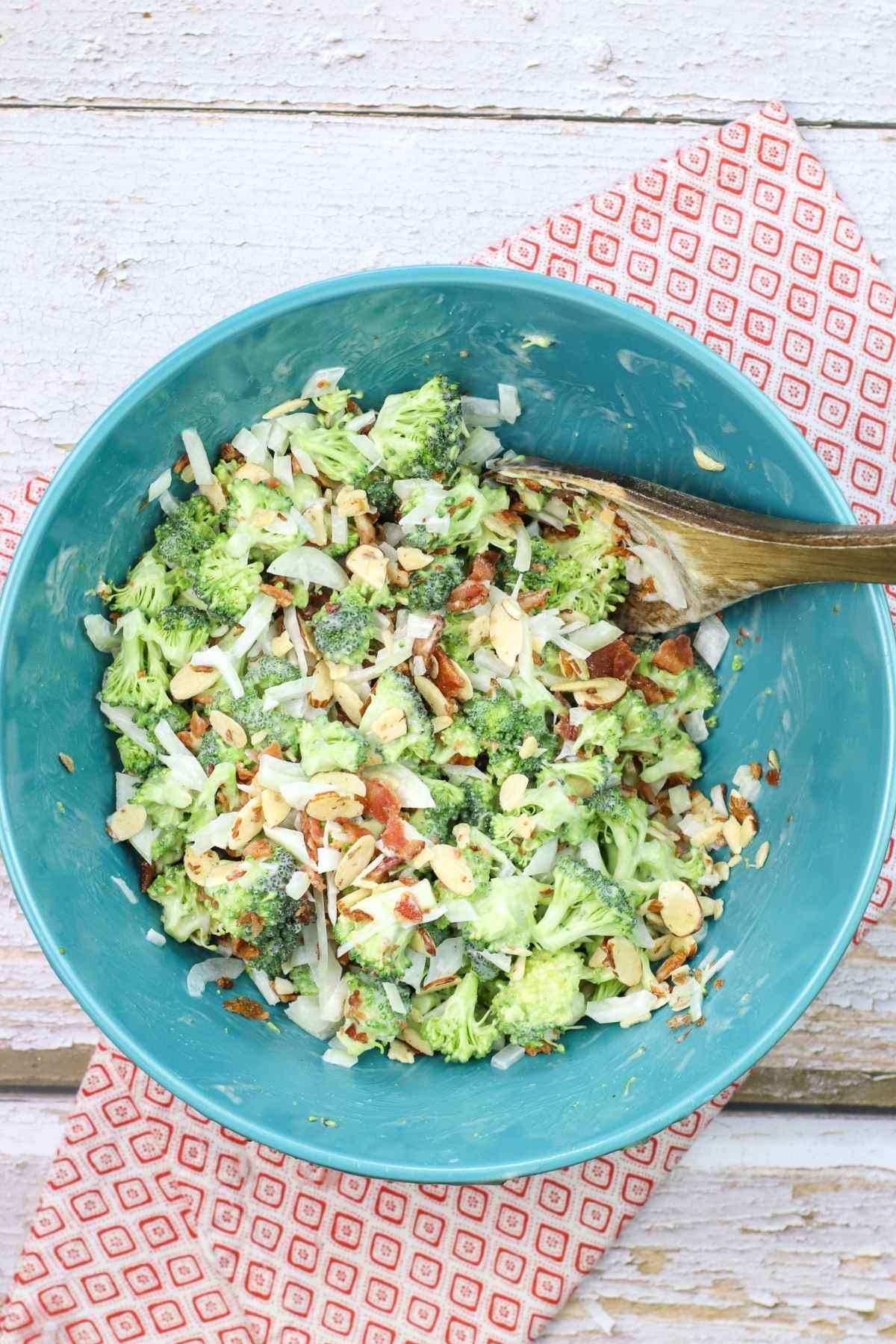 broccoli salad without bacon in blue bowl