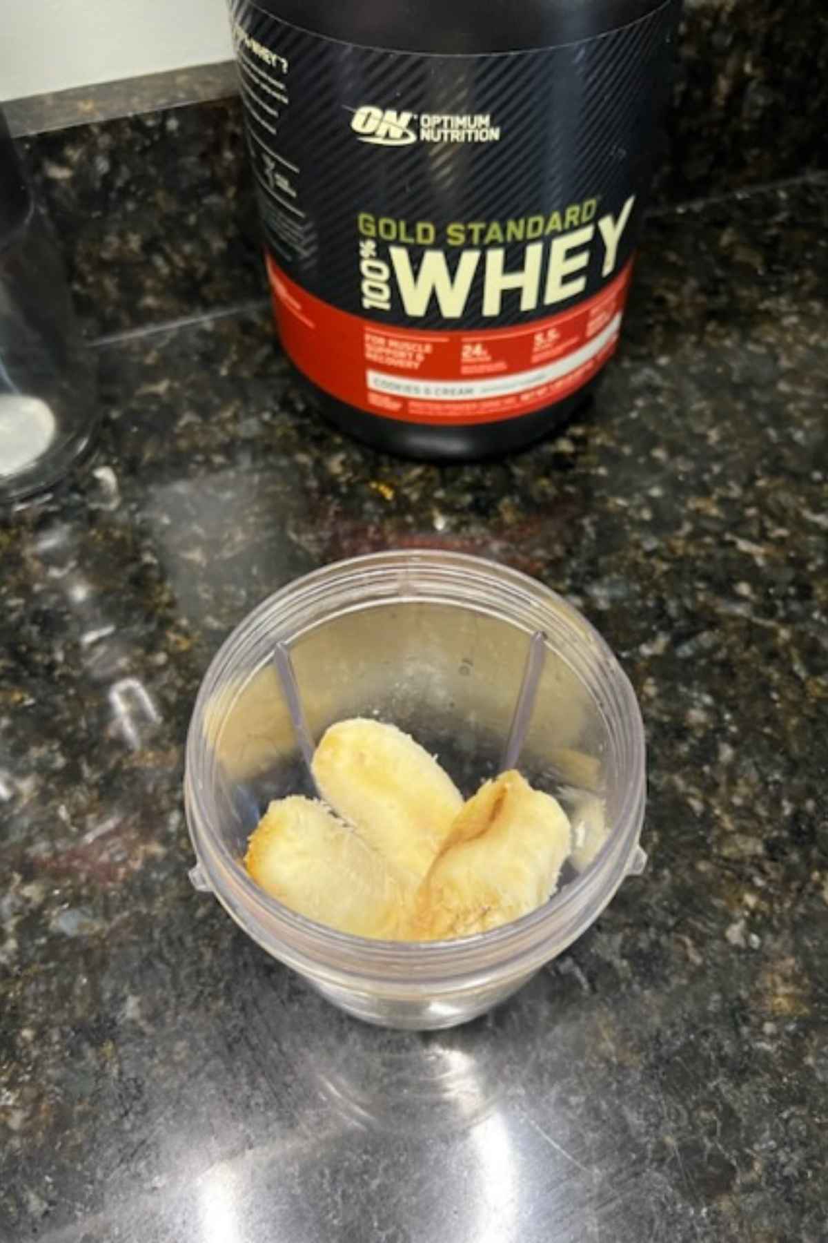 bananas in blender for 5 ingredient pancakes