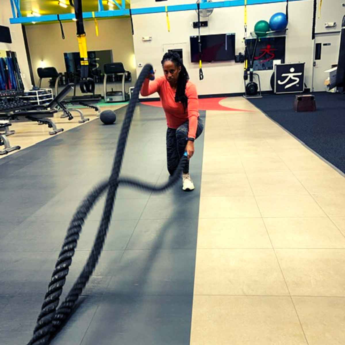 Transform your body: HIIT battle rope workout